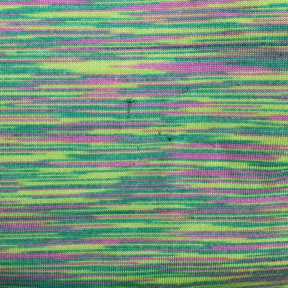 Reebok Top - Picture 2 of 2